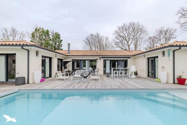 Maison à vendre |  Montussan |  7 pièces | 206 m²