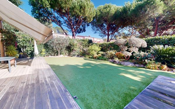Maison à vendre    5 pièces • 186,14 m2 Villeneuve-Loubet