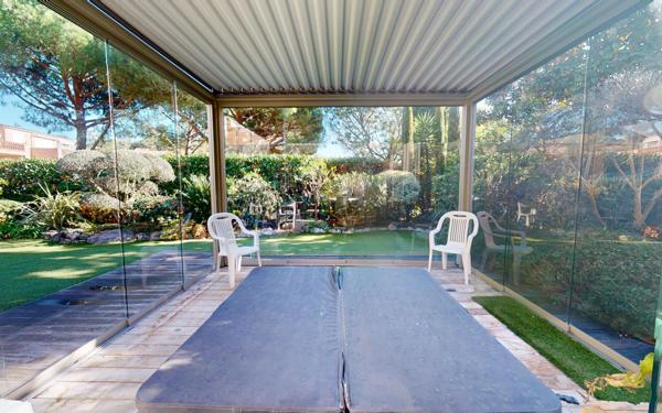 Maison à vendre    5 pièces • 186,14 m2 Villeneuve-Loubet