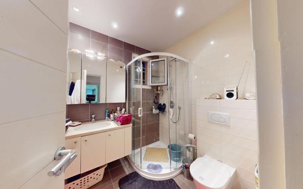 Maison à vendre    5 pièces • 186,14 m2 Villeneuve-Loubet