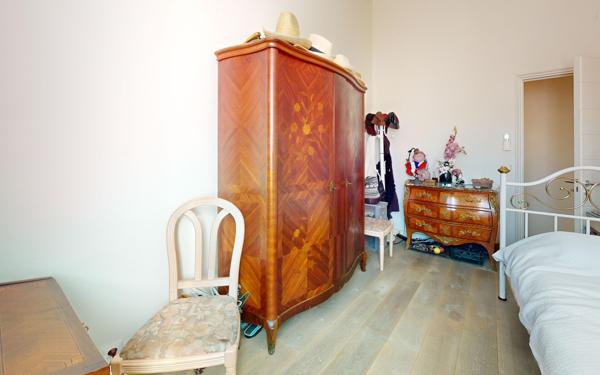 Maison à vendre    5 pièces • 186,14 m2 Villeneuve-Loubet