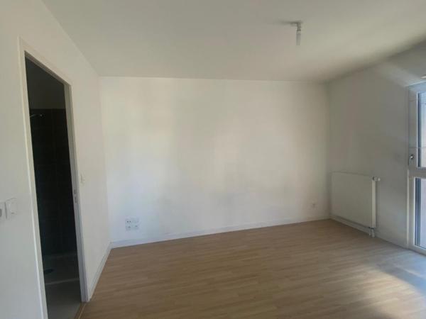 Appartement à louer studio - 28 m²