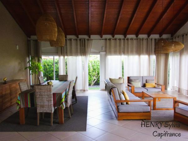 LE MOULE - A VENDRE MAISON DE STANDING DE TYPE 4