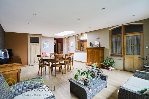 Maison bourgeoise à LA CHAPELLE D'ARMENTIERES (59930)