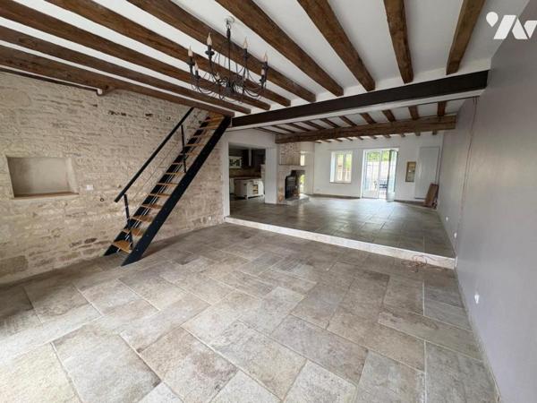 MAGNE, belle maison ancienne de 249 m²