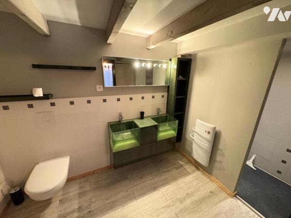 MAGNE, belle maison ancienne de 249 m²