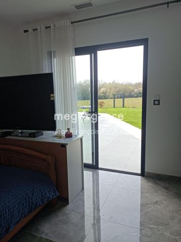 Maison à BERGERAC, 24100 - 6 pièces 200m²