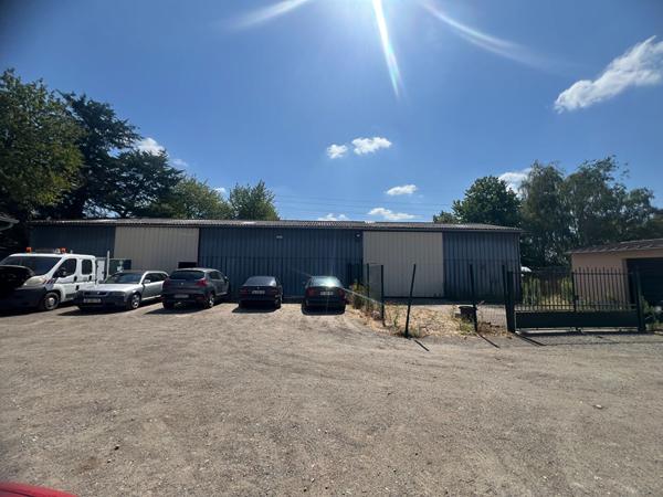 Location                                                      Local commercial
                        
                     1 pièces                      300 m2                     à Villebon-sur-Yvette