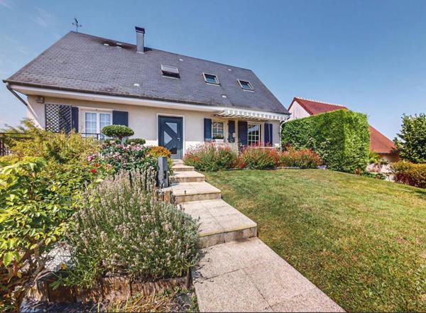 MAGNIFIQUE MAISON 188M2  VENDOME   SANS TRAVAUX