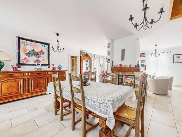 MAGNIFIQUE MAISON 188M2  VENDOME   SANS TRAVAUX