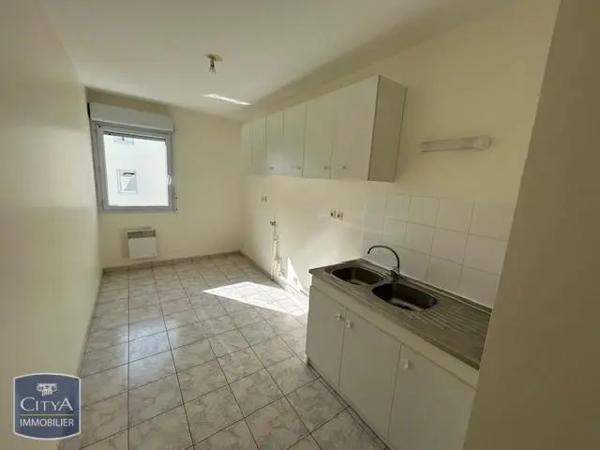 Appartement à louer 3 pièces 65.28m² Nantes (44300)