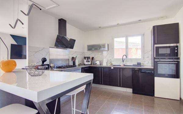 Maison à vendre    5 pièces •  Rive-de-Gier