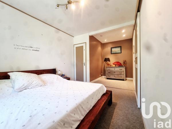 Maison à vendre 10 pièces 176 m² Saint-Privat-des-Vieux