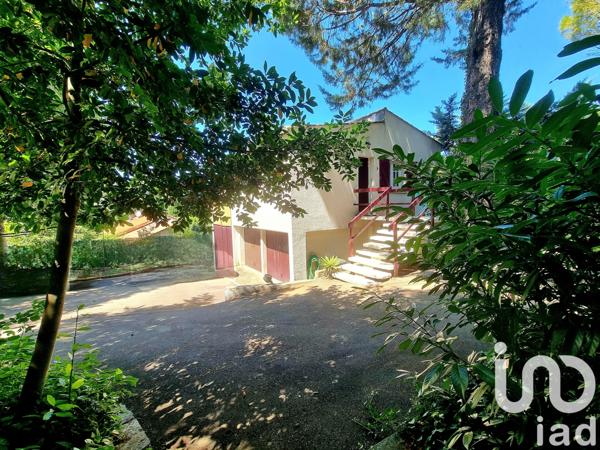 Maison à vendre 10 pièces 176 m² Saint-Privat-des-Vieux