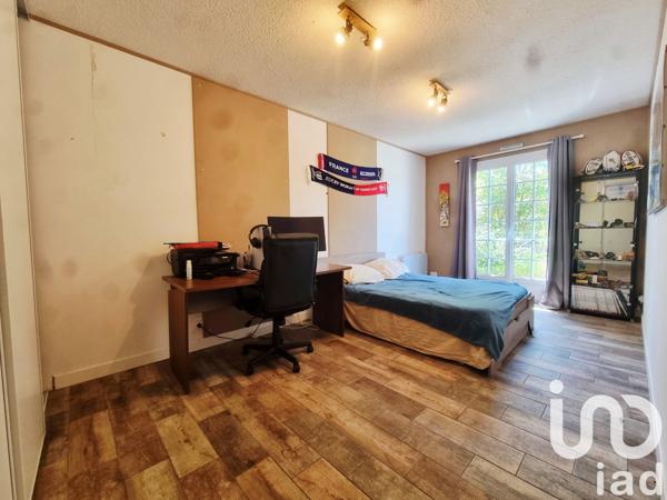 Maison à vendre 10 pièces 176 m² Saint-Privat-des-Vieux