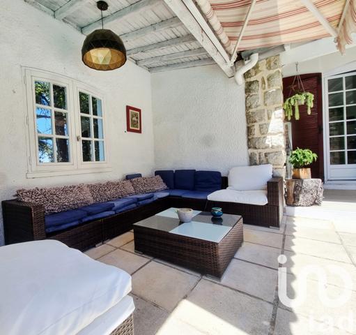 Maison à vendre 10 pièces 176 m² Saint-Privat-des-Vieux