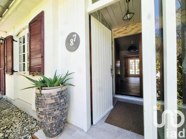 Maison à vendre 10 pièces 176 m² Saint-Privat-des-Vieux