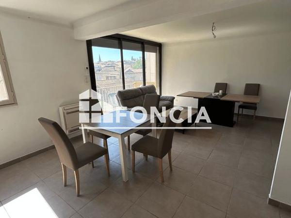 Location Appartement 4 pièces 70 m² - 164 AVENUE ROGER SALENGRO Bagnol Sur Ceze 30200