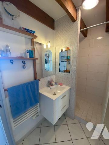 LACANAU OCEAN (GIRONDE) - 33
Coup de c?ur pour ce duplex avec vue imprenable sur l'océan.
Une...