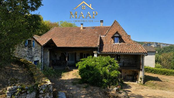 ARCAMBAL Propriété quercynoise en pierre – 230 m² – Vue exceptionnelle 325 000 €