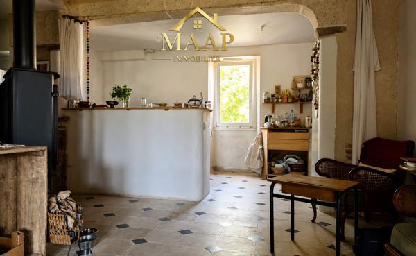 ARCAMBAL Propriété quercynoise en pierre – 230 m² – Vue exceptionnelle 325 000 €