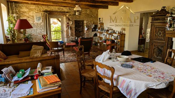 ARCAMBAL Propriété quercynoise en pierre – 230 m² – Vue exceptionnelle 325 000 €