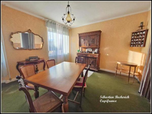 Maison à vendre 7 pièces REMELFING (57)