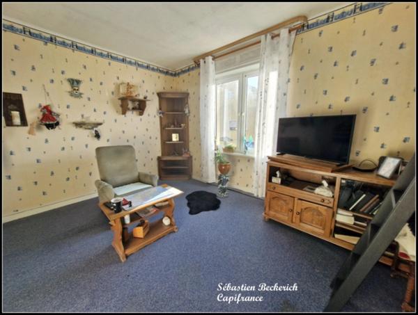 Maison à vendre 7 pièces REMELFING (57)