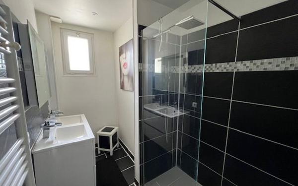 Maison à vendre    6 pièces •  Noyers-sur-Cher