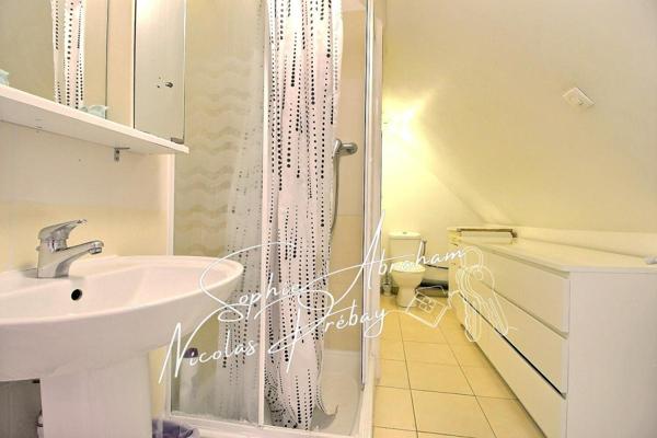 Maison dans résidence