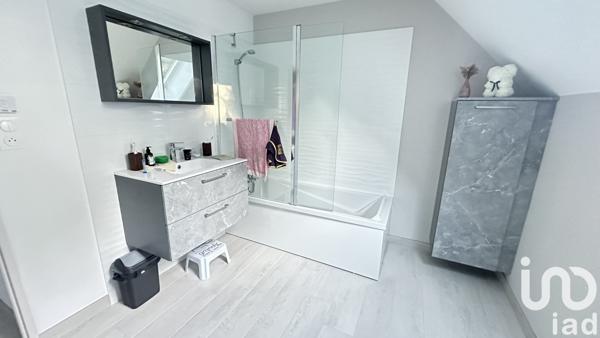 Maison à vendre 5 pièces 122 m² Saint-Pierre-lès-Nemours