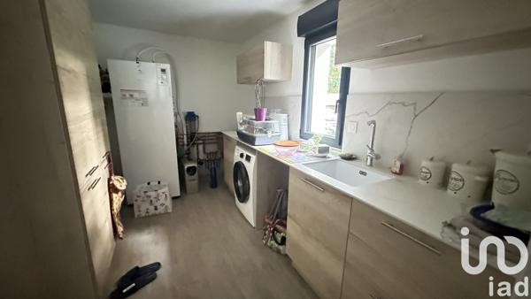 Maison à vendre 5 pièces 122 m² Saint-Pierre-lès-Nemours