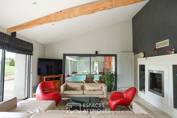 Ancienne bâtisse rénovée avec espace équestre