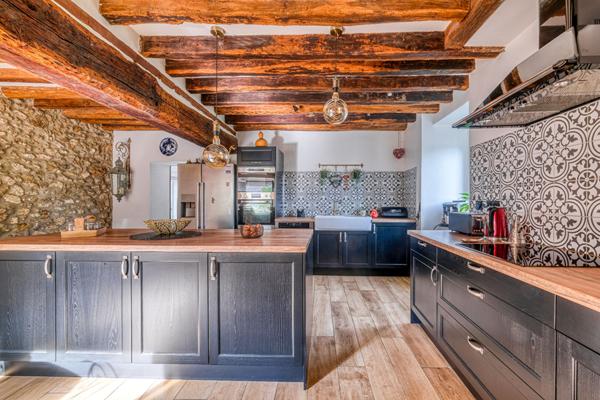 Maison Crecy La Chapelle 9 pièce(s) 270 m2