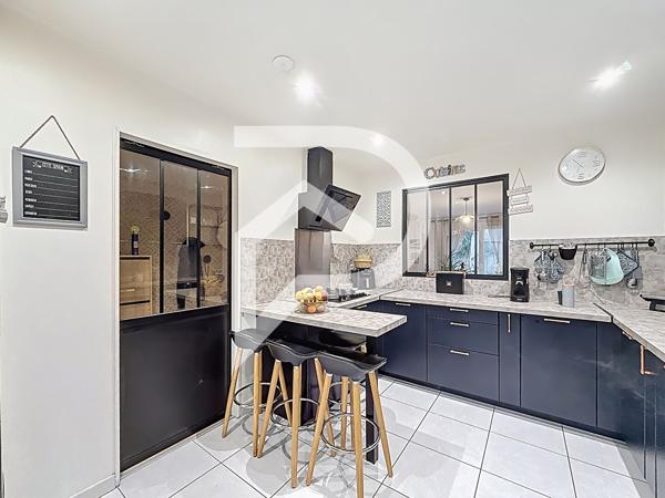 Maison 5 pièces 102.28 m2