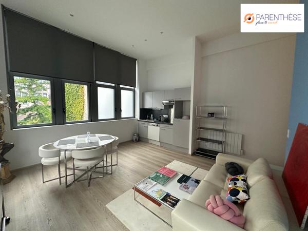 Appartement T2 bis  - Emplacement de choix entre la Citadelle de Lille et le Quai du Wault