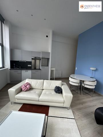 Appartement T2 bis  - Emplacement de choix entre la Citadelle de Lille et le Quai du Wault