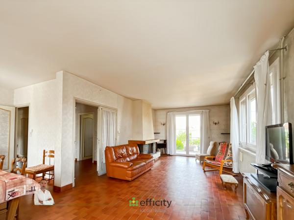 Maison 12 pièces - 255 m² Exclusivité efficity