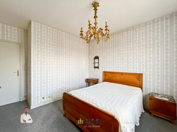 Maison 12 pièces - 255 m² Exclusivité efficity