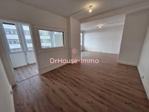 Bureau à vendre 2 pièces de 75 m²