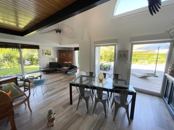 Maison
                                                                                                                                                                                                                                                                                                                        5 pièce(s)                                                                                                                                                                                                          3 chambre(s)                                                                                                                                                                                                          150  m²