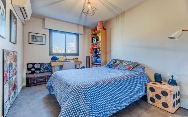 Appartement à vendre    3 pièces • 74 m2 Nice