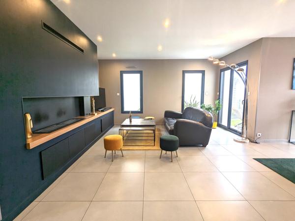 Noyal-sur-Vilaine (35530) Maison 7 pièces 153 m2