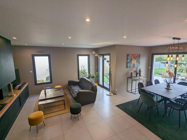 Noyal-sur-Vilaine (35530) Maison 7 pièces 153 m2