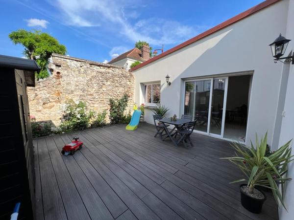 Maison Chevry Cossigny 5 pièce(s) 90 m2