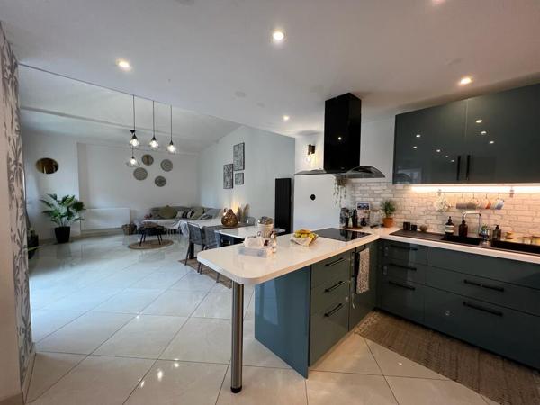 Maison Chevry Cossigny 5 pièce(s) 90 m2