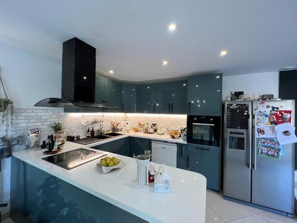 Maison Chevry Cossigny 5 pièce(s) 90 m2