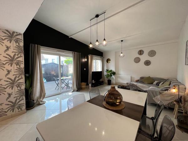 Maison Chevry Cossigny 5 pièce(s) 90 m2