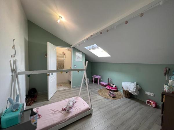 Maison Chevry Cossigny 5 pièce(s) 90 m2