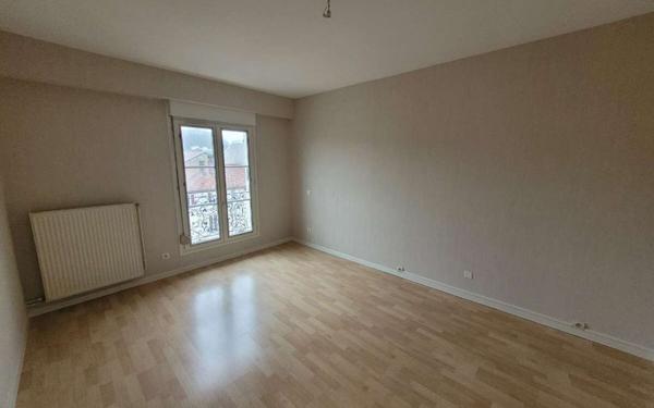 Appartement à louer    4 pièces •  Bar-le-Duc